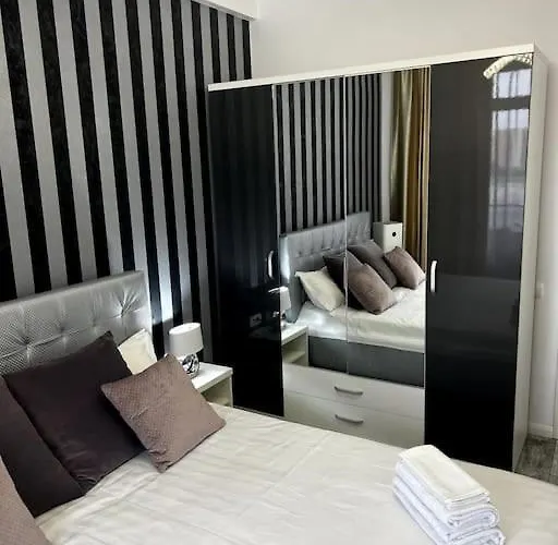 Romeo's Beachfront By Loft, Opera And White Tower * Мамая