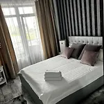 Apartamento Romeo's Beachfront By Loft, Opera And White Tower Mamaia