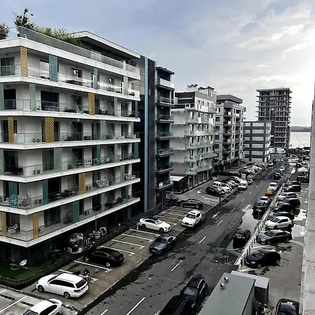 Romeo's Beachfront By Loft, Opera And White Tower * Mamaia