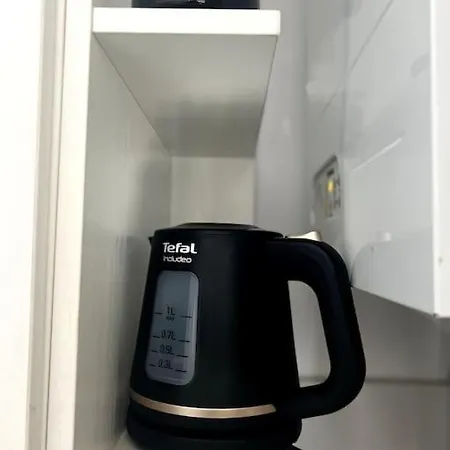 Romeo's Beachfront By Loft, Opera And White Tower Lägenhet Mamaia