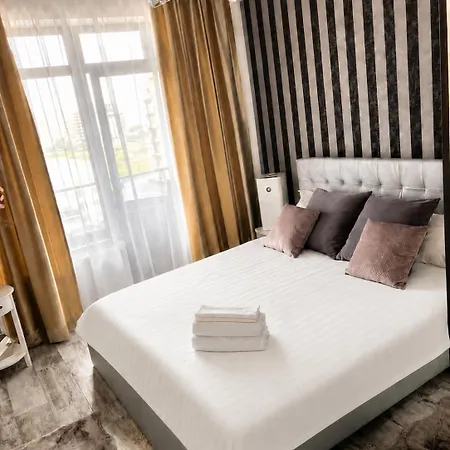 Romeo's Beachfront By Loft, Opera And White Tower Apartment Mamaia