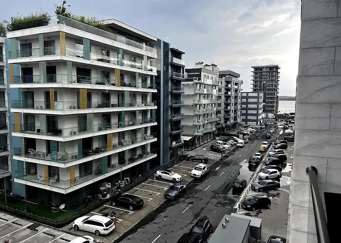 Romeo's Beachfront By Loft, Opera And White Tower * Mamaia