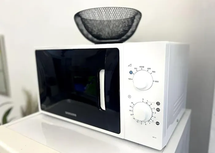 Romeo's Beachfront By Loft, Opera And White Tower Appartement *