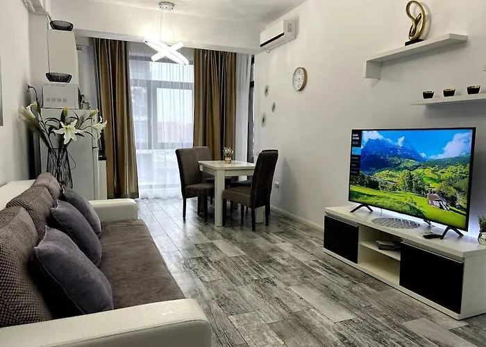 Romeo's Beachfront By Loft, Opera And White Tower Appartement *