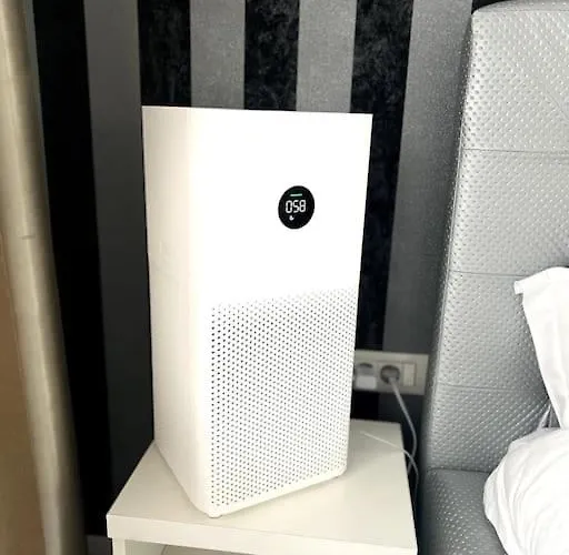 Romeo's Beachfront By Loft, Opera And White Tower Mamaia